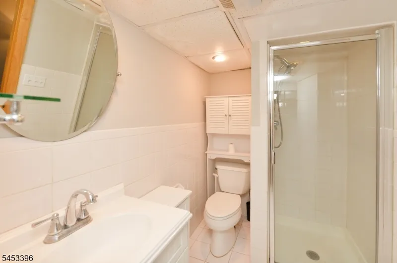 186 Palmer Ter Wood-Ridge, NJ 07075