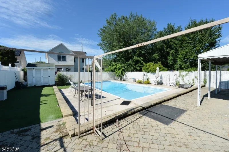 186 Palmer Ter Wood-Ridge, NJ 07075