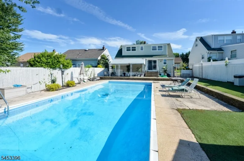 186 Palmer Ter Wood-Ridge, NJ 07075