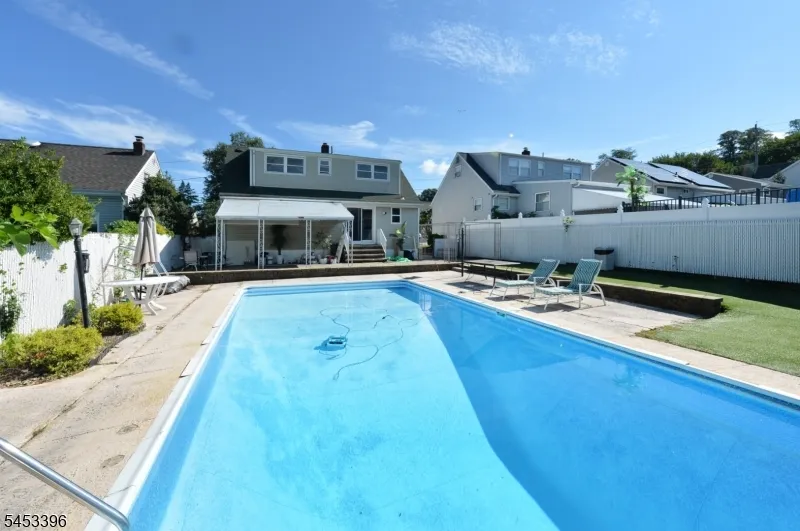 186 Palmer Ter Wood-Ridge, NJ 07075