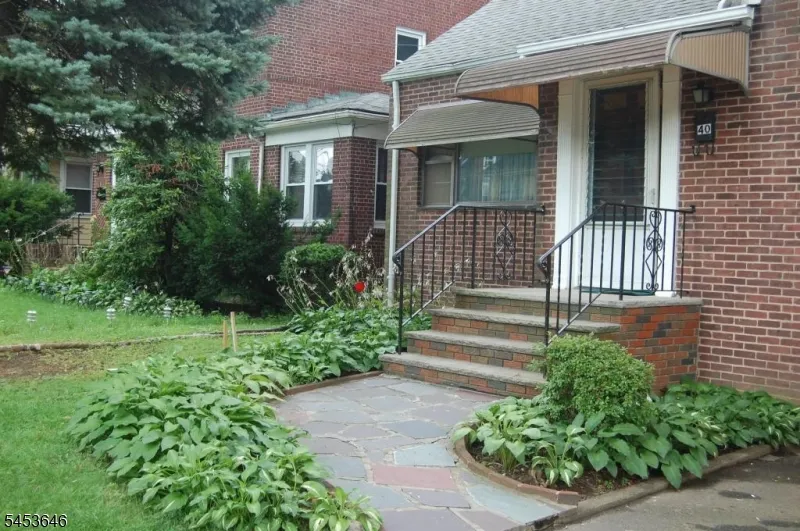 40 RIDGEWOOD AVE Irvington, NJ 07111