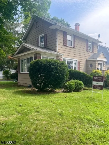 68 Peachtree Rd Maplewood, NJ 07040