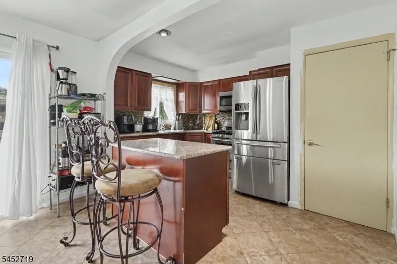 378 Riverside Ave Rutherford, NJ 07070