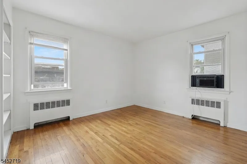 378 Riverside Ave Rutherford, NJ 07070