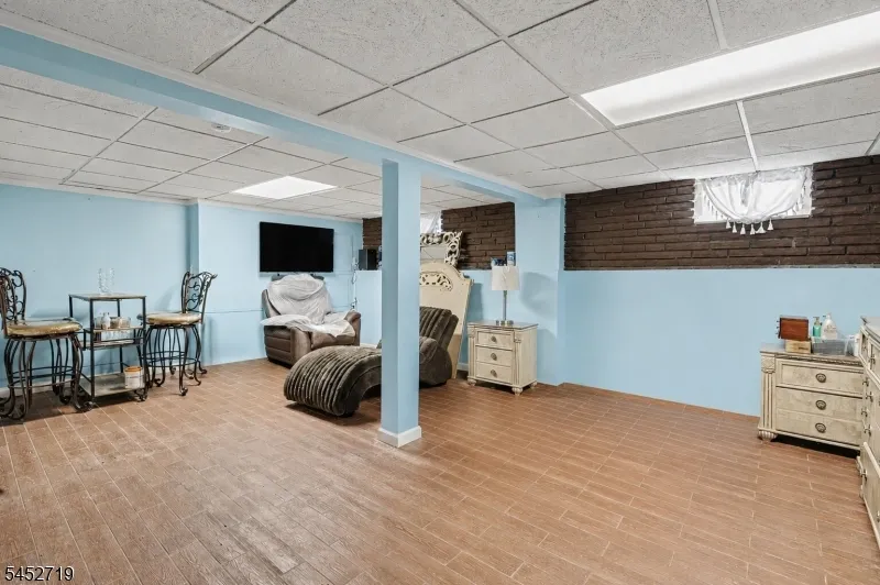 378 Riverside Ave Rutherford, NJ 07070