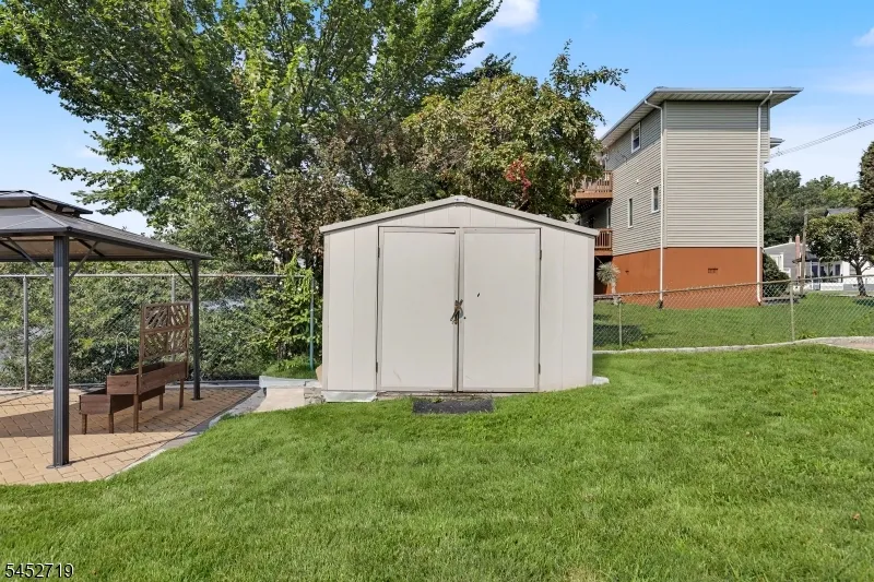 378 Riverside Ave Rutherford, NJ 07070