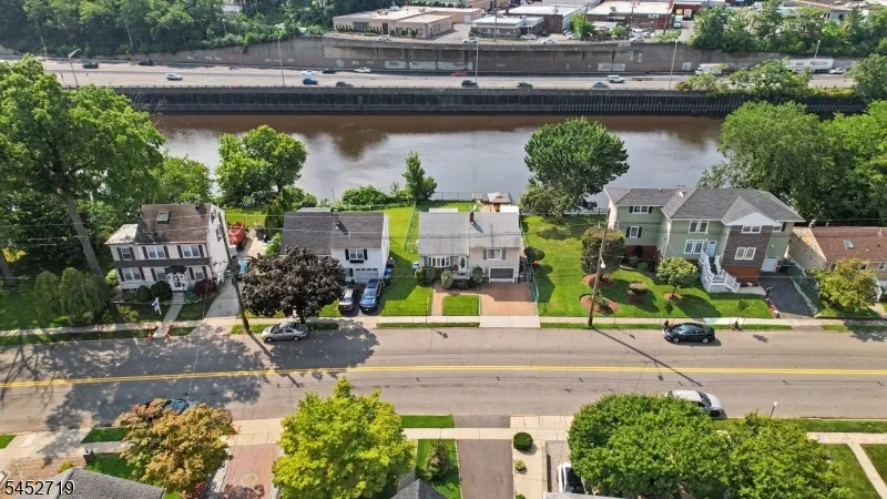 378 Riverside Ave Rutherford, NJ 07070