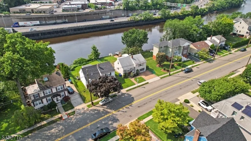 378 Riverside Ave Rutherford, NJ 07070