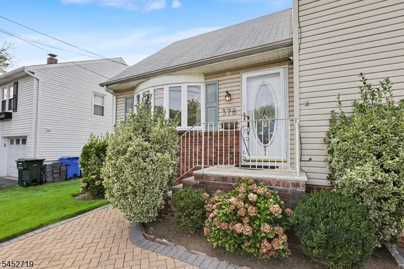 378 Riverside Ave Rutherford, NJ 07070