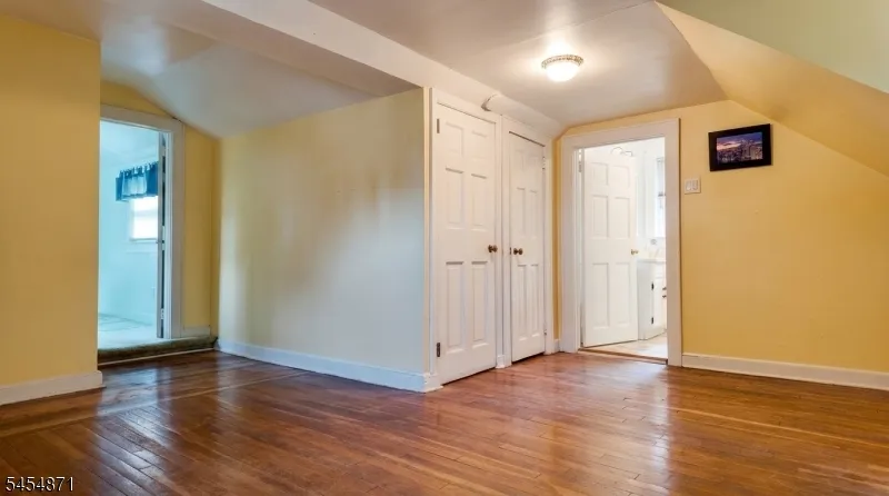 45 Brook St Springfield, NJ 07081