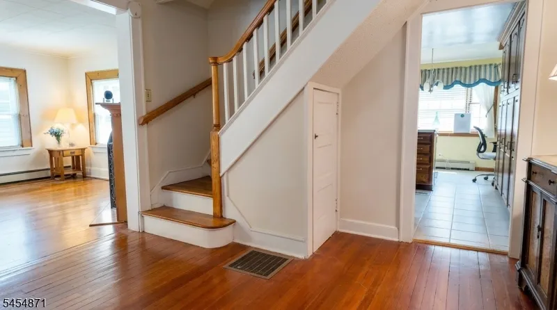 45 Brook St Springfield, NJ 07081