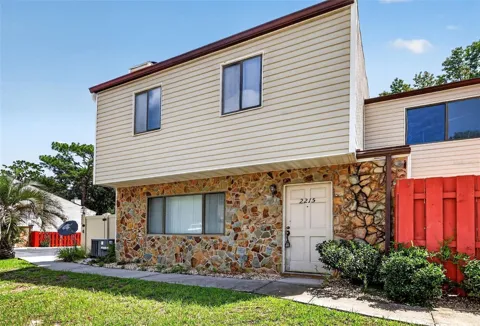 2215 NE 45TH AVENUE #3