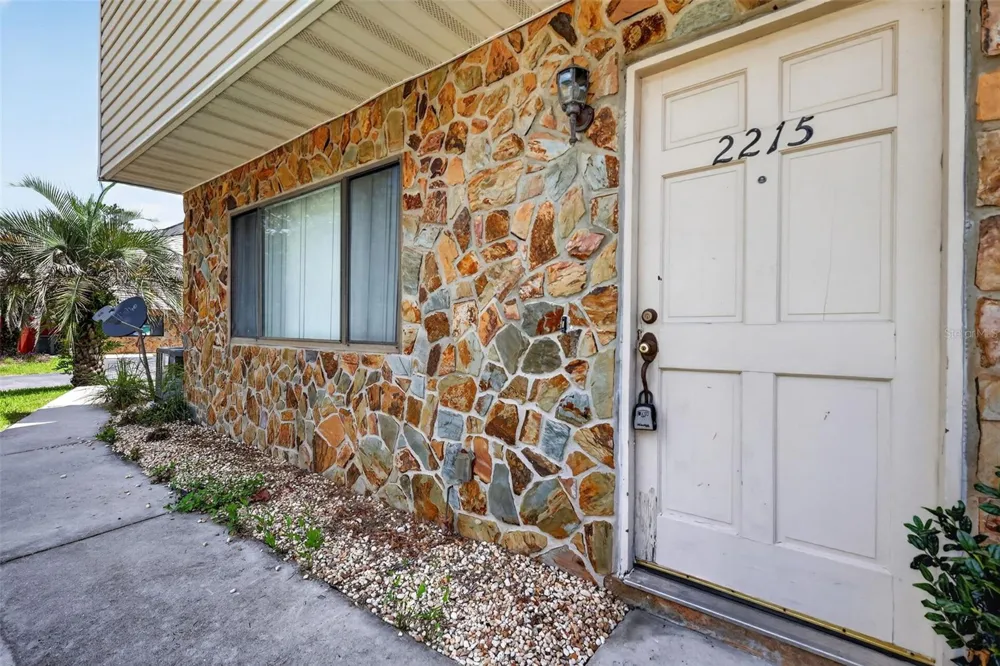 2215 NE 45TH AVENUE #3 ocala, FL 34470