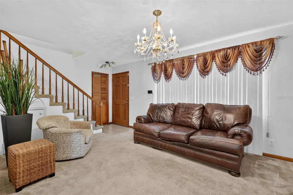 2215 NE 45TH AVENUE #3 ocala, FL 34470