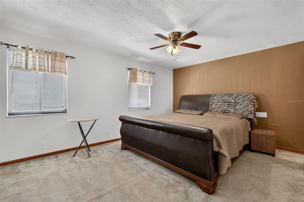 2215 NE 45TH AVENUE #3 ocala, FL 34470