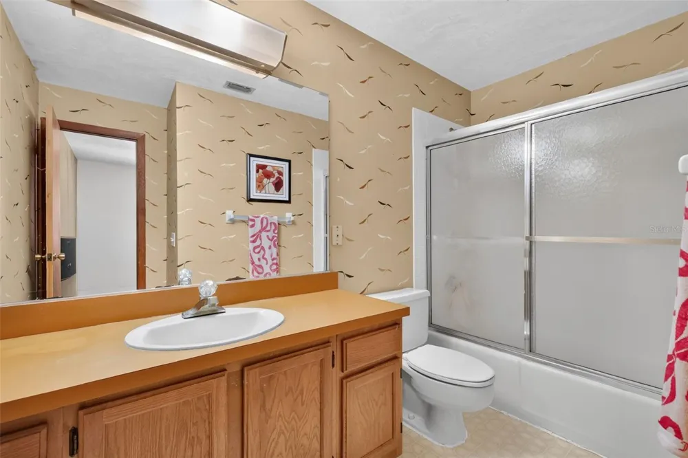 2215 NE 45TH AVENUE #3 ocala, FL 34470