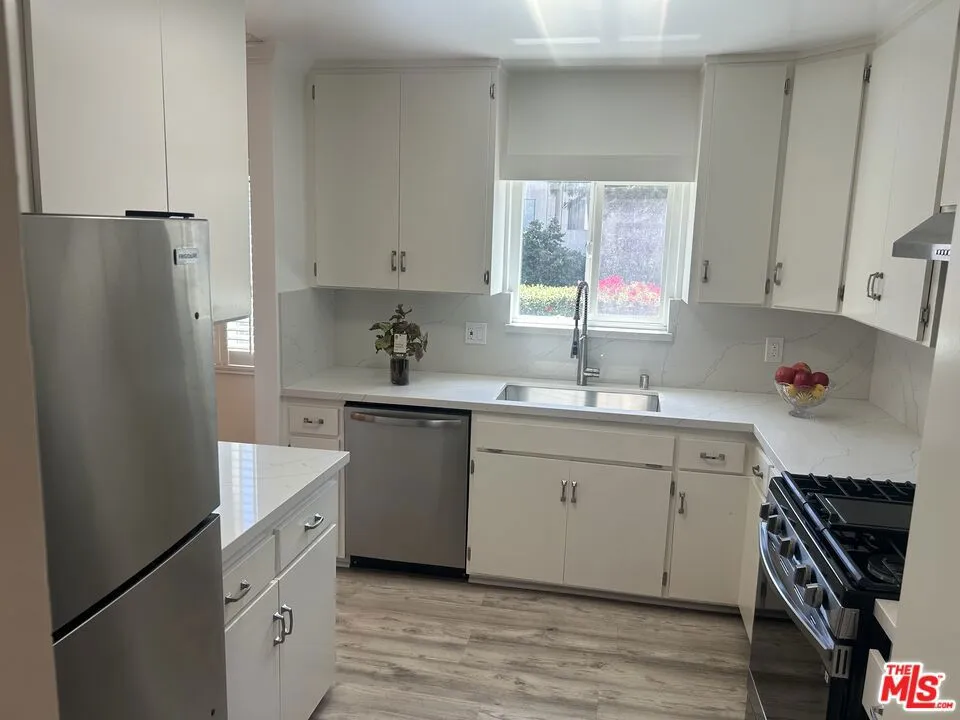 4915 Indian Wood Road #500 Culver City, CA 90230