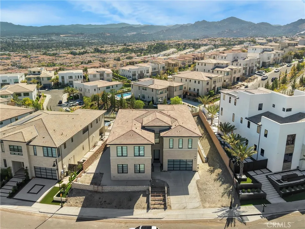 11701 Greenwood Drive Porter Ranch, CA 91326