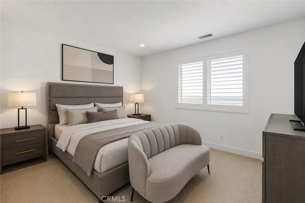 11701 Greenwood Drive Porter Ranch, CA 91326
