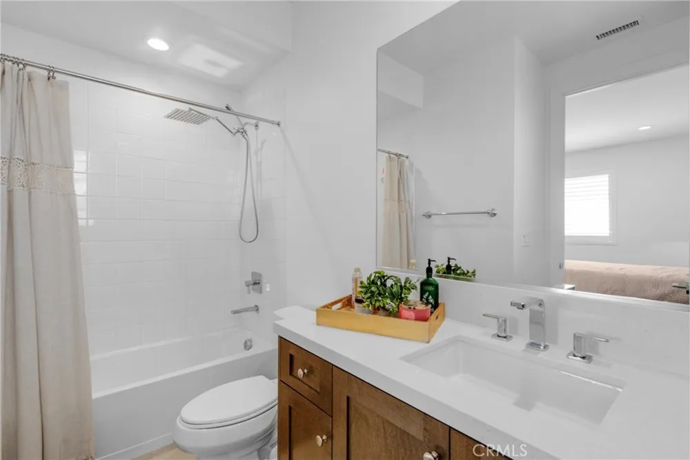 11701 Greenwood Drive Porter Ranch, CA 91326
