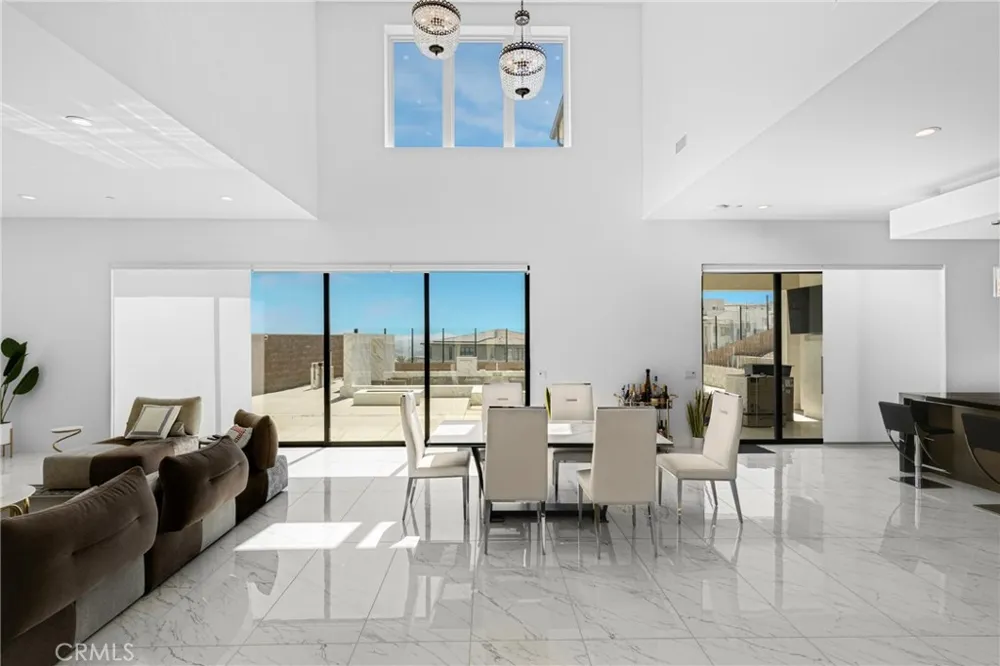 11701 Greenwood Drive Porter Ranch, CA 91326