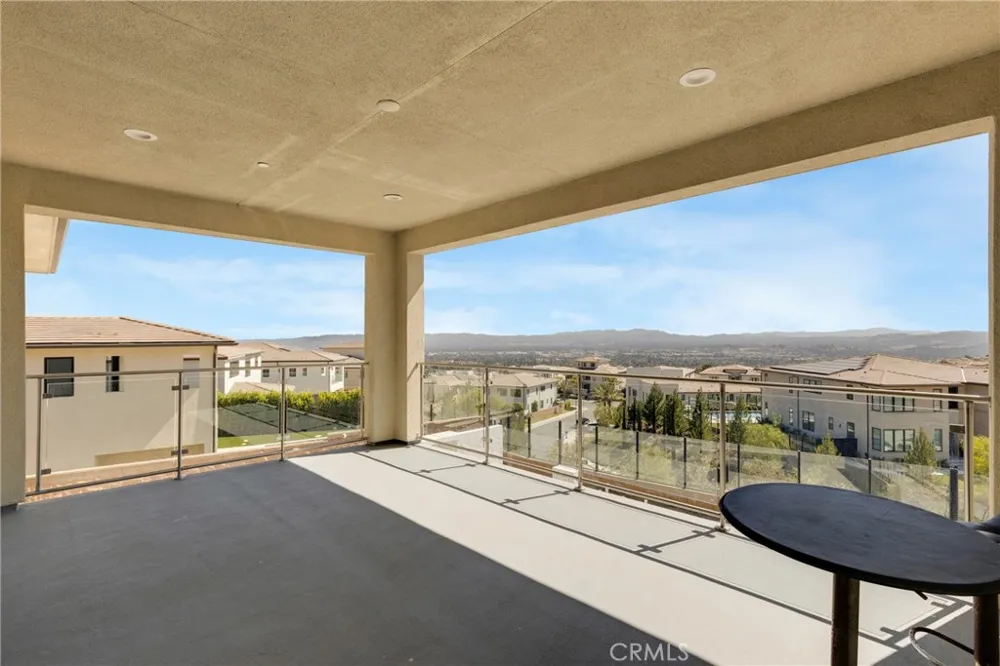 11701 Greenwood Drive Porter Ranch, CA 91326