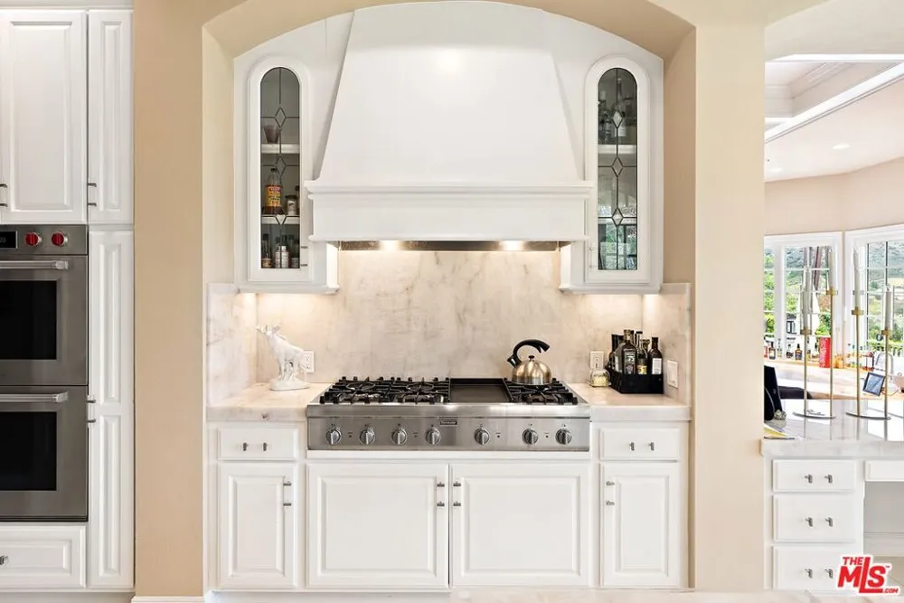 1403 Kingsboro Court Westlake Village, CA 91362