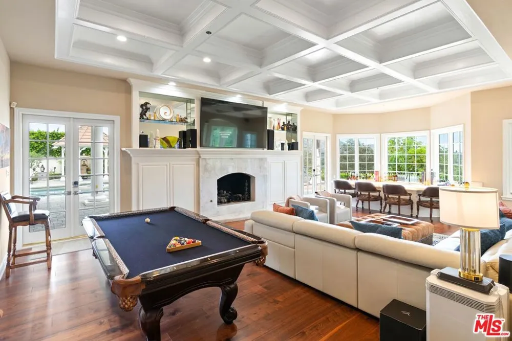 1403 Kingsboro Court Westlake Village, CA 91362