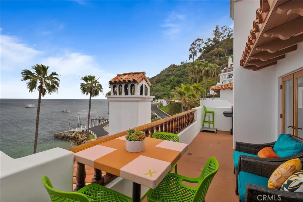 91 Playa Azul Avalon, CA 90704