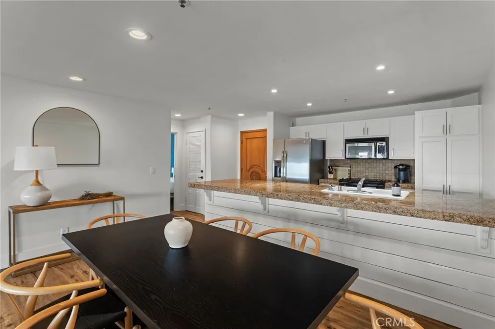 91 Playa Azul Avalon, CA 90704
