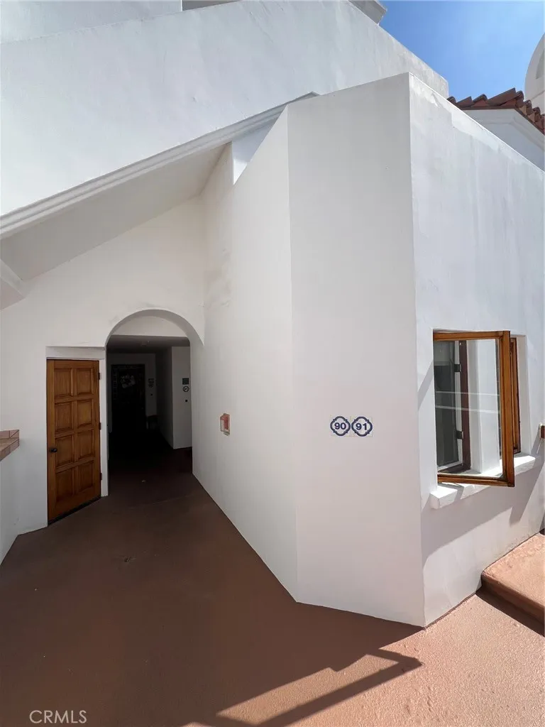 91 Playa Azul Avalon, CA 90704