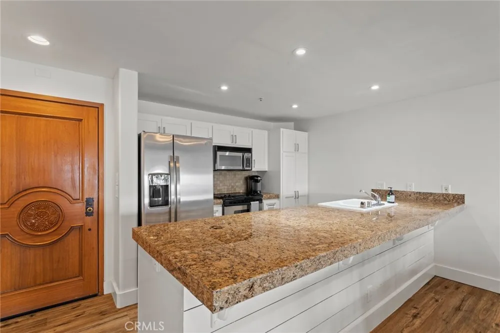 91 Playa Azul Avalon, CA 90704