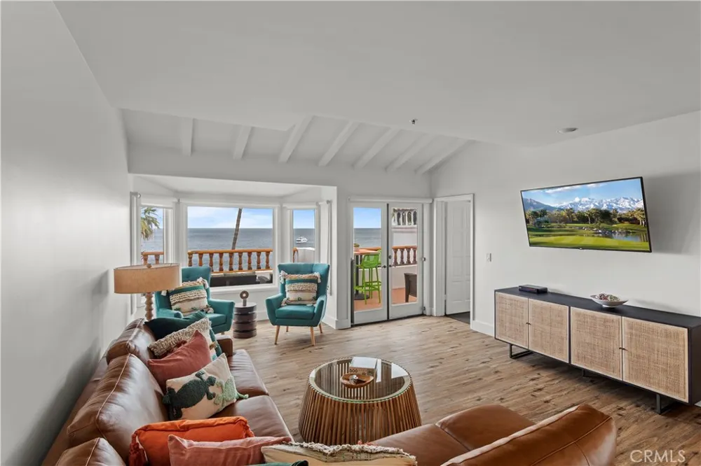 91 Playa Azul Avalon, CA 90704