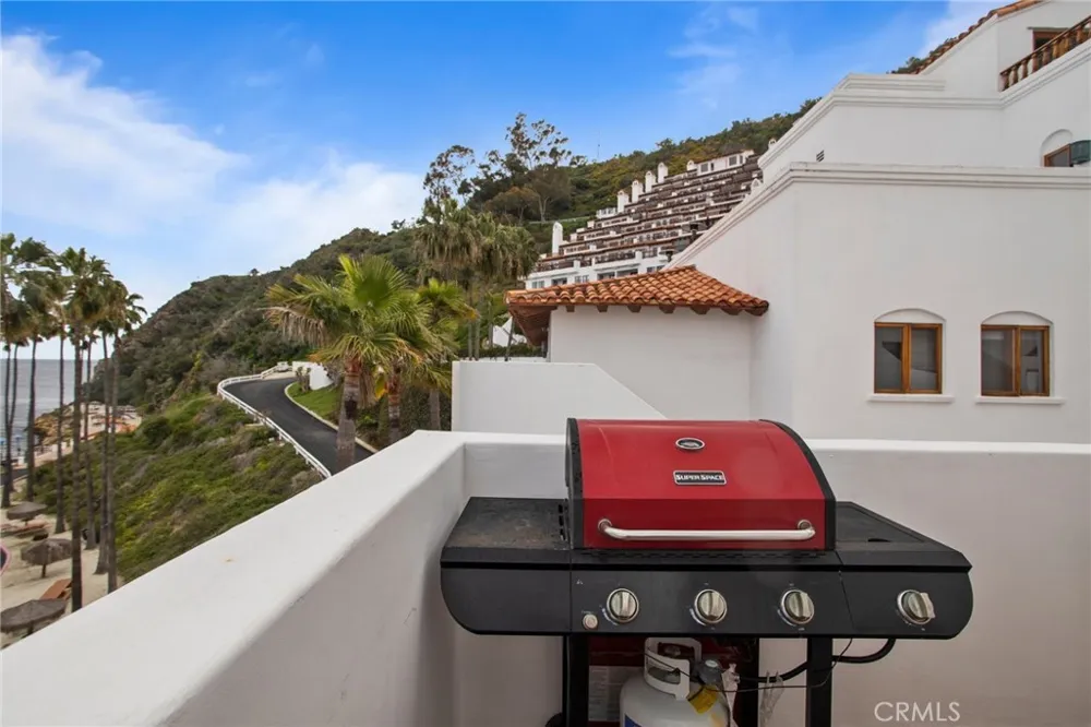 91 Playa Azul Avalon, CA 90704