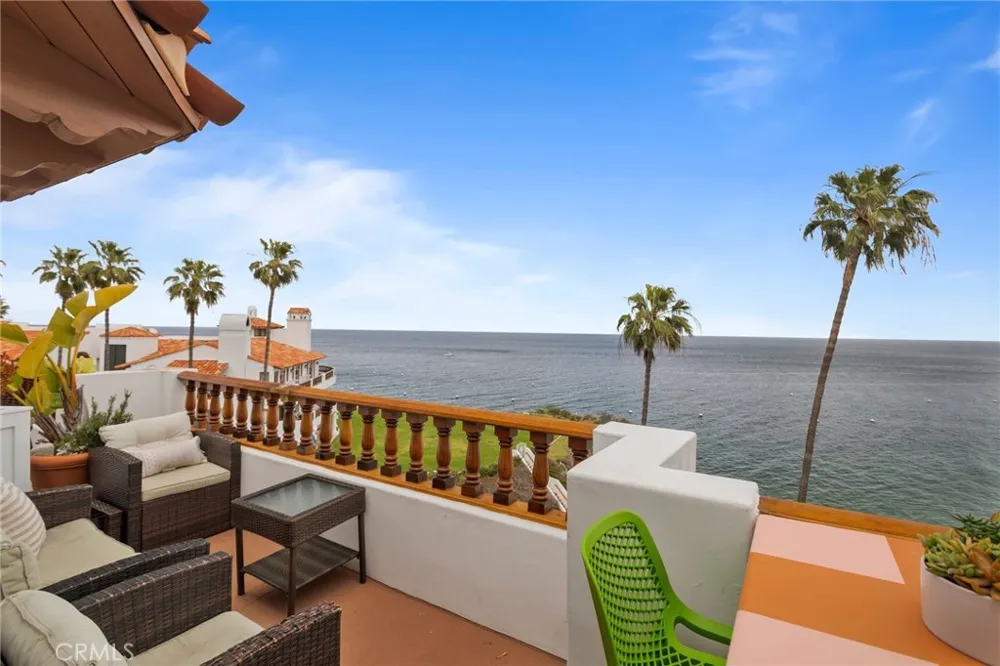 91 Playa Azul Avalon, CA 90704