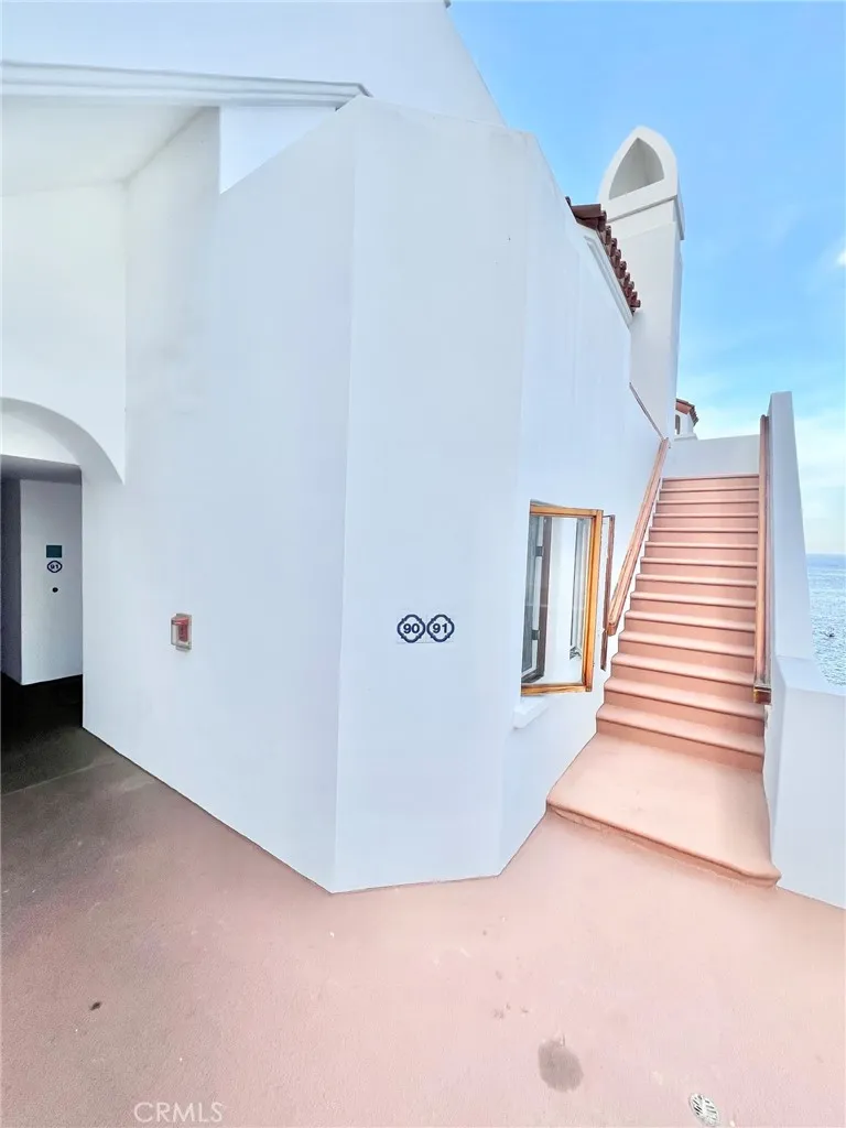 91 Playa Azul Avalon, CA 90704