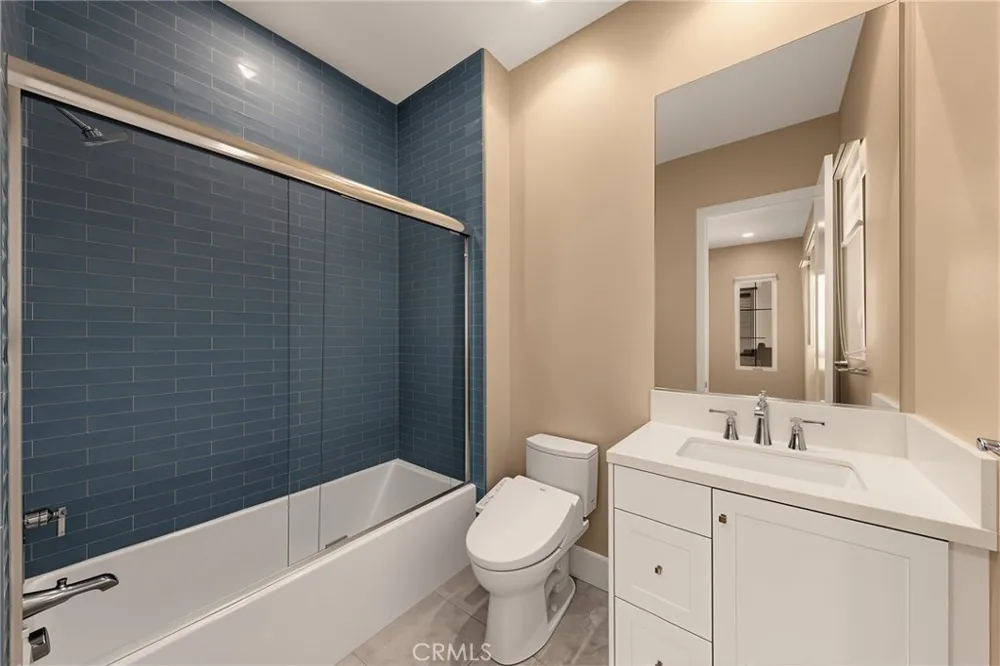 112 Green Rdg Irvine, CA 92602