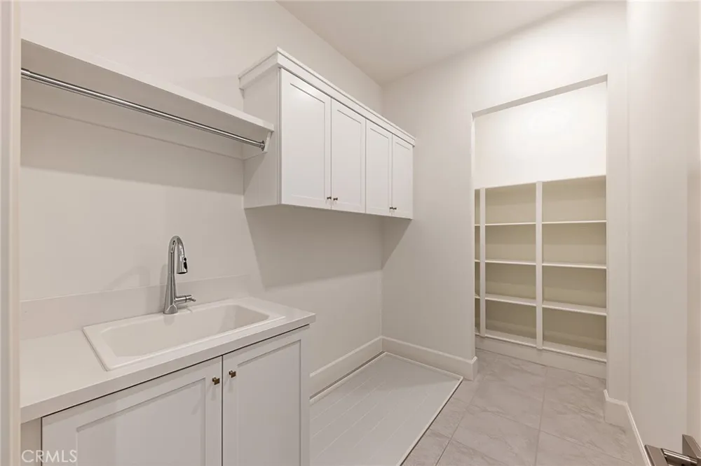 112 Green Rdg Irvine, CA 92602
