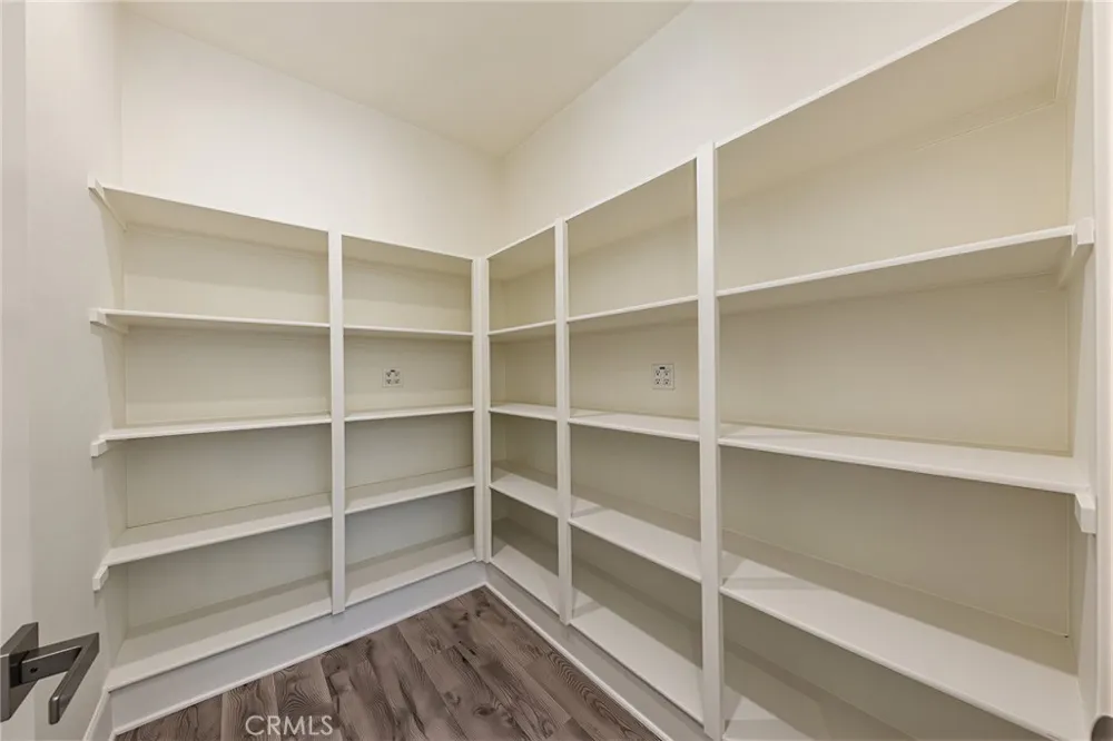 112 Green Rdg Irvine, CA 92602