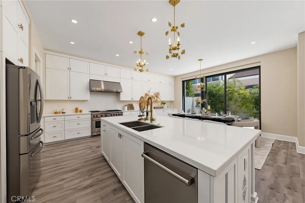 112 Green Rdg Irvine, CA 92602