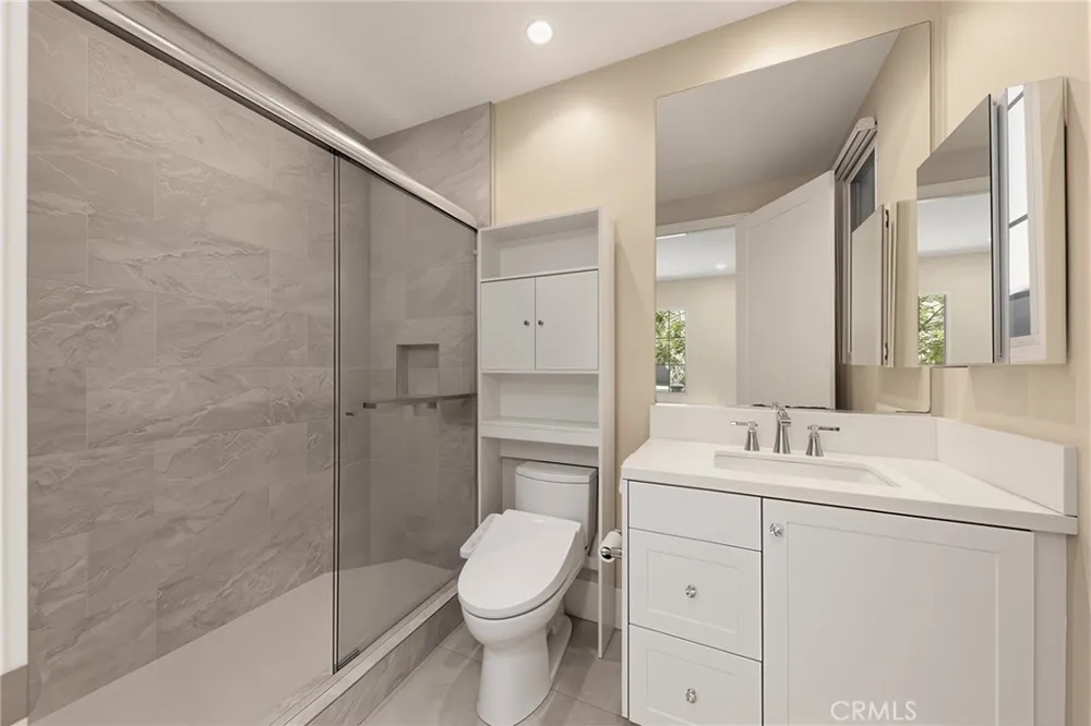 112 Green Rdg Irvine, CA 92602