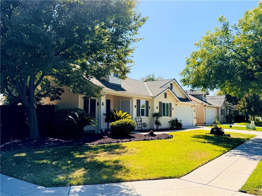 5824 E Kaviland Fresno, CA 93727
