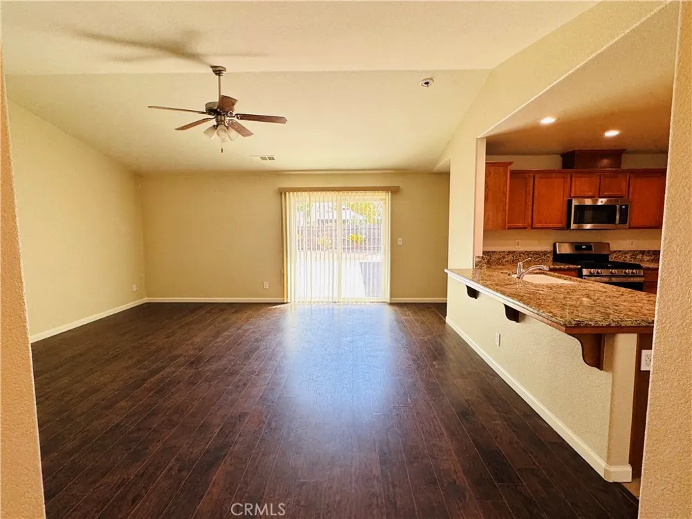 5824 E Kaviland Fresno, CA 93727