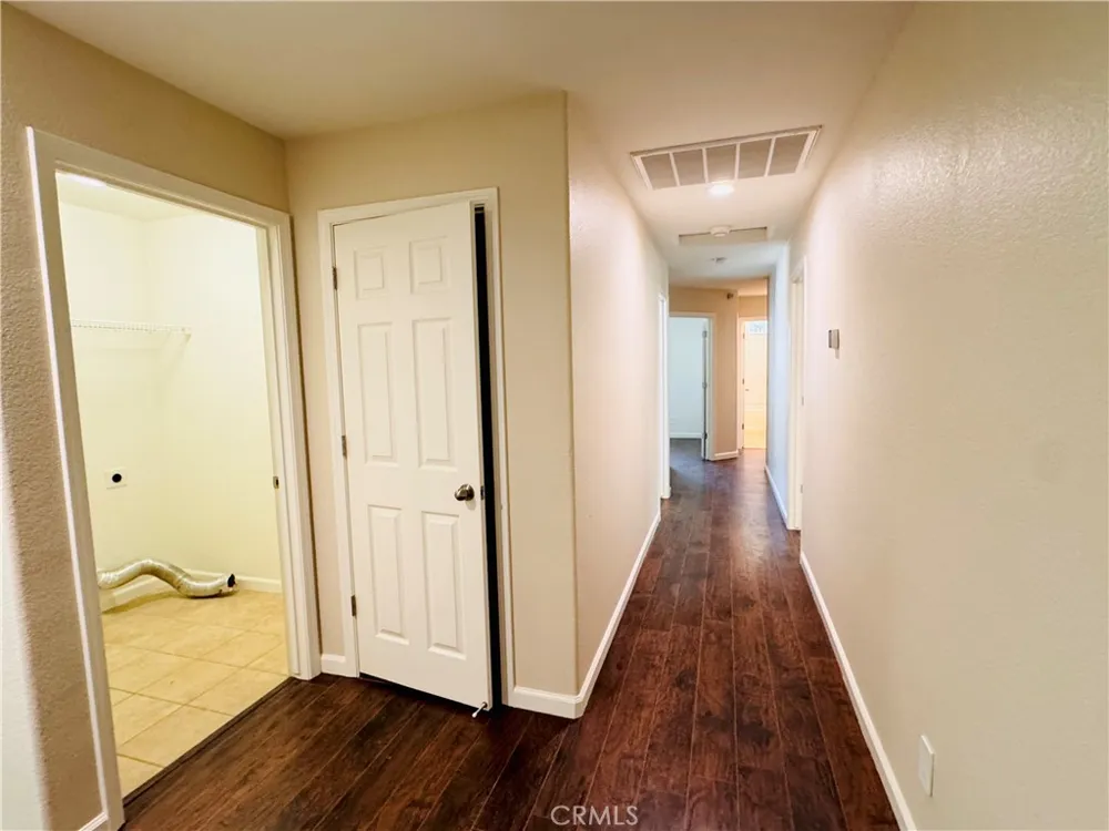 5824 E Kaviland Fresno, CA 93727