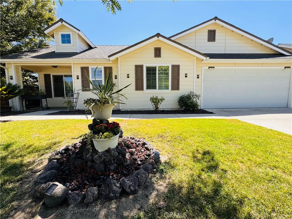 5824 E Kaviland Fresno, CA 93727