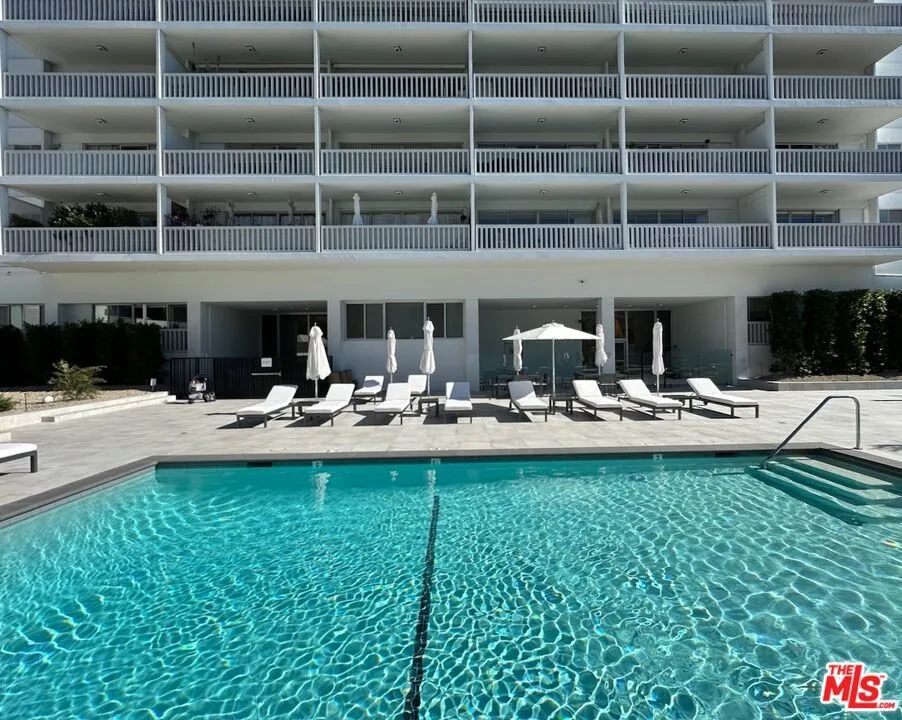 999 DOHENY DRIVE #711 West Hollywood, CA 90069