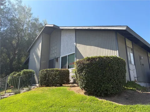 6065 Avenue Juan Diaz