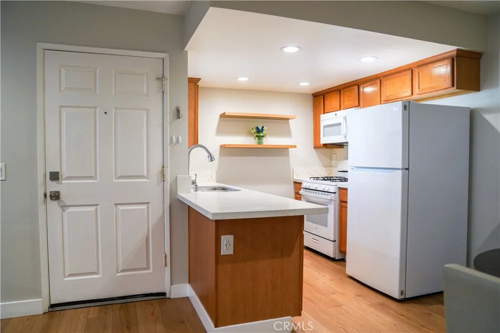 1114 W Blaine Street #105 Riverside, CA 92507