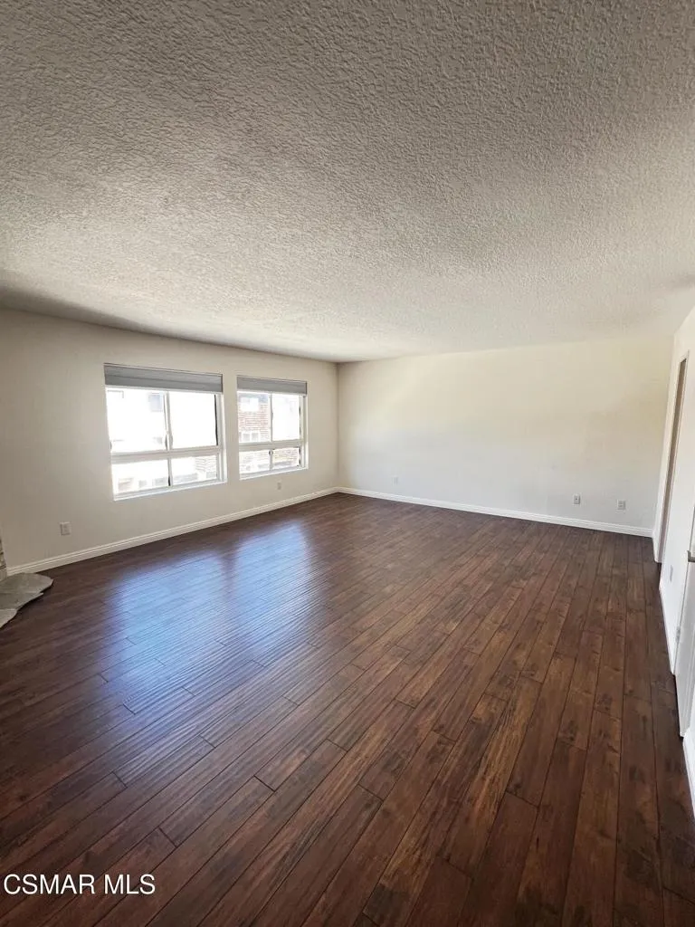 5401 Zelzah Avenue #133 Encino, CA 91316