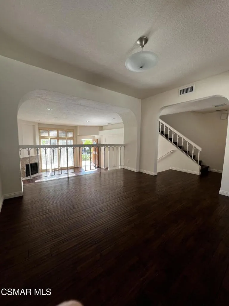 5401 Zelzah Avenue #133 Encino, CA 91316